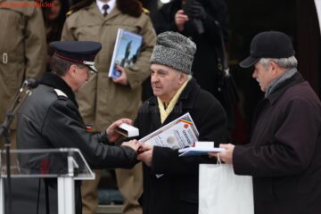 Spectacolul „10 pentru folclor: Hai să dăm mână cu mână!”, organizat la Colegiul Național Militar „Ștefan cel Mare”