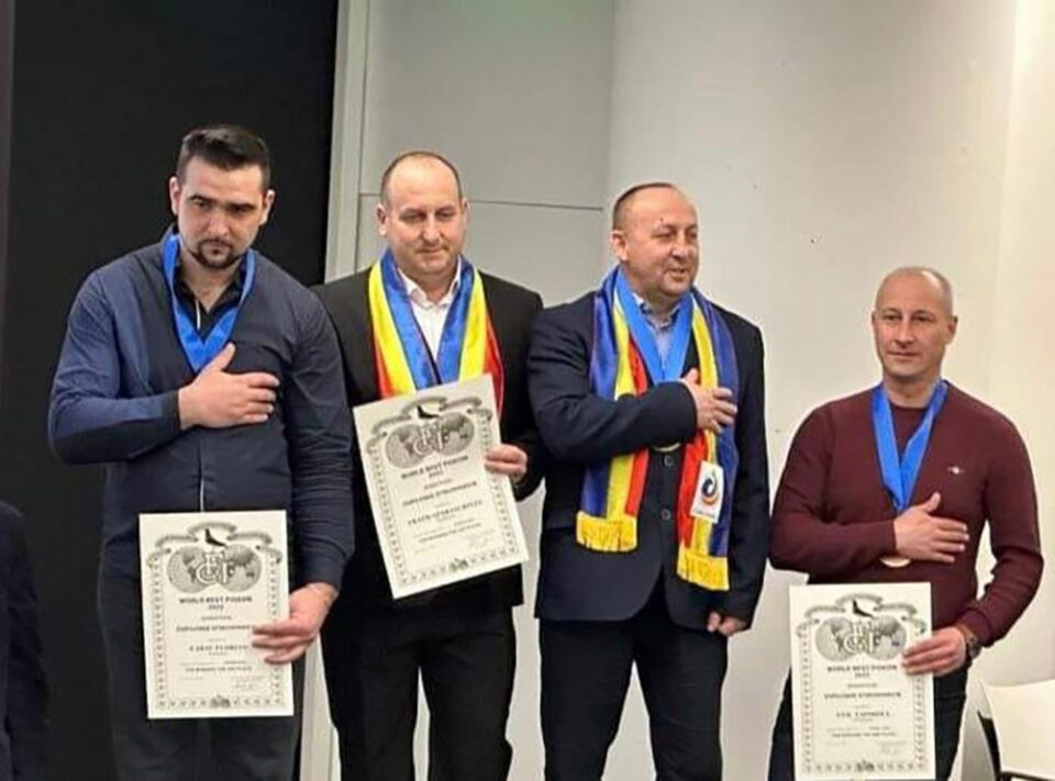 Fălticenenii Lucian și Ionel Aparaschivei s-au impus la Olimpiadă cu porumbelul Schumi