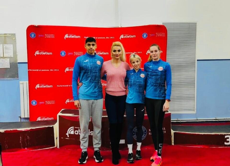Atleții câmpulungeni alături de antrenoarea Erzilia Țîmpău