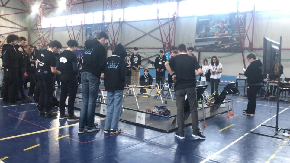 Competiție de robotica, la Vatra Dornei