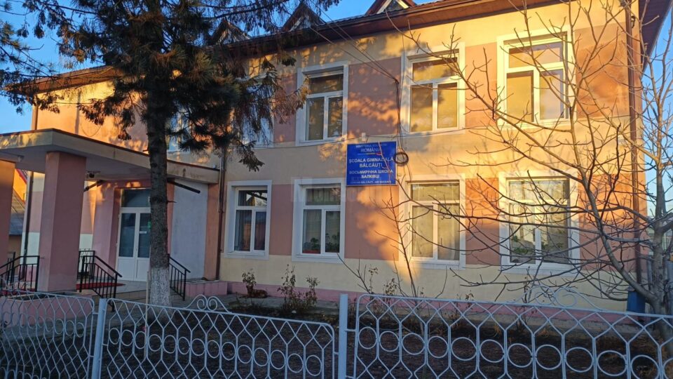 Școala din Bălcăuți