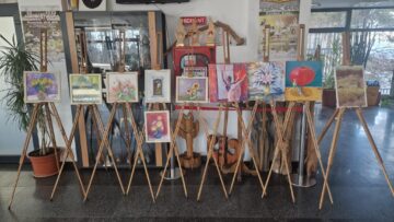 40 de lucrări realizate de artiștii Iosif Csukat și Ovidiu Ambrozie Bortă - BOA pot fi admirate la Centrul Cultural Bucovina. Foto artistul.studio