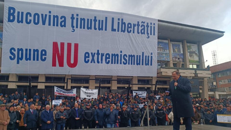 Gheorghe Flutur a organizat la Suceava cel mai mare miting antiextremism din România