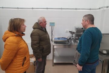 Primarul Ion Lungu a verificat dotările aduse pentru microfabrica și laboratoarele Colegiului Tehnic de Industrie Alimentara Suceava 1