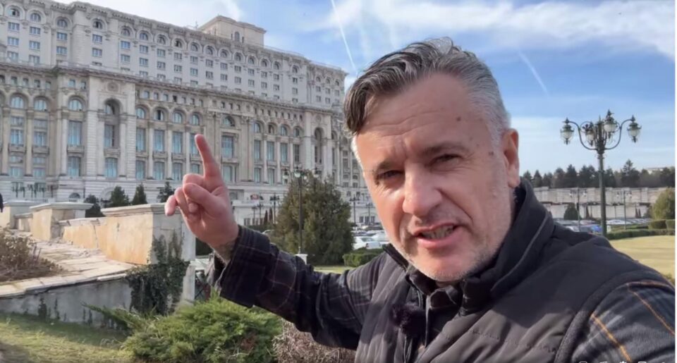Activistul de mediu Tiberiu Boșutar a devenit oficial membru AUR și are planuri mari, la nivel național Activistul de mediu Tiberiu Boșutar a devenit oficial membru AUR și are planuri mari, la nivel național