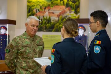 General locotenent Ciprian Marin, în vizită la Câmpulung. Foto Laurențiu Sbiera