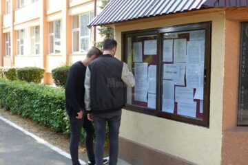 Admitere la liceu fără examen de evaluare națională, pentru elevii merituoși