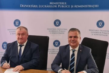 Gheorghe Fron și ministrul Dezvoltării, Adrian Veștea