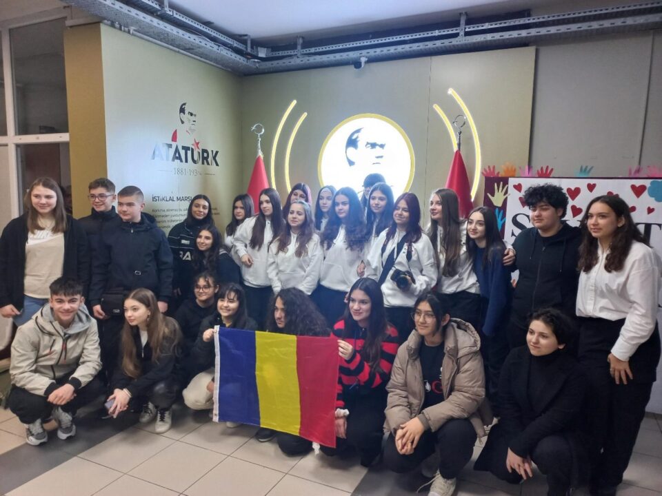 Elevi și profesori de la Școala ,,Samson Bodnărescu” Gălănești, la un schimb de experiență în Istanbul