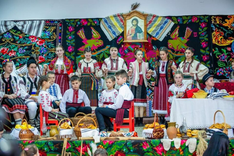 La Căminul Cultural Gorbănești , Sezatoarea iernii
