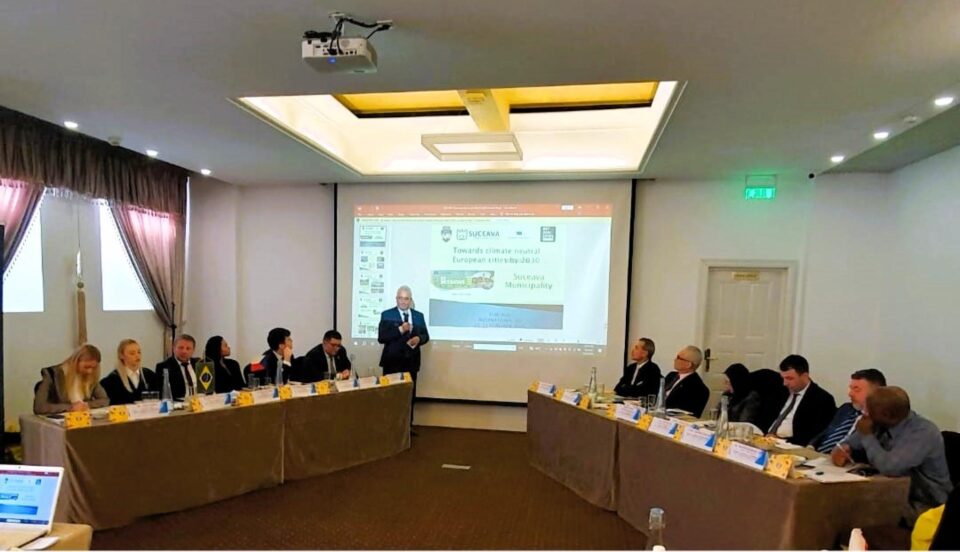 Primarul Sucevei, Ion Lungu, la București, la Forumul de Investiții Romanian Investement Zoom Forum