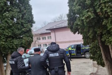 Ucigașul câinelui a petrecut 24 de ore în arest