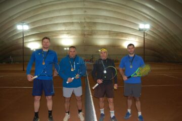 Finaliștii turneului de dublu