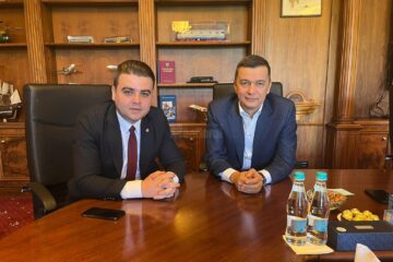 Deputatul PSD de Suceava Gheorghe Șoldan și ministrul Transporturilor, Sorin Grindeanu