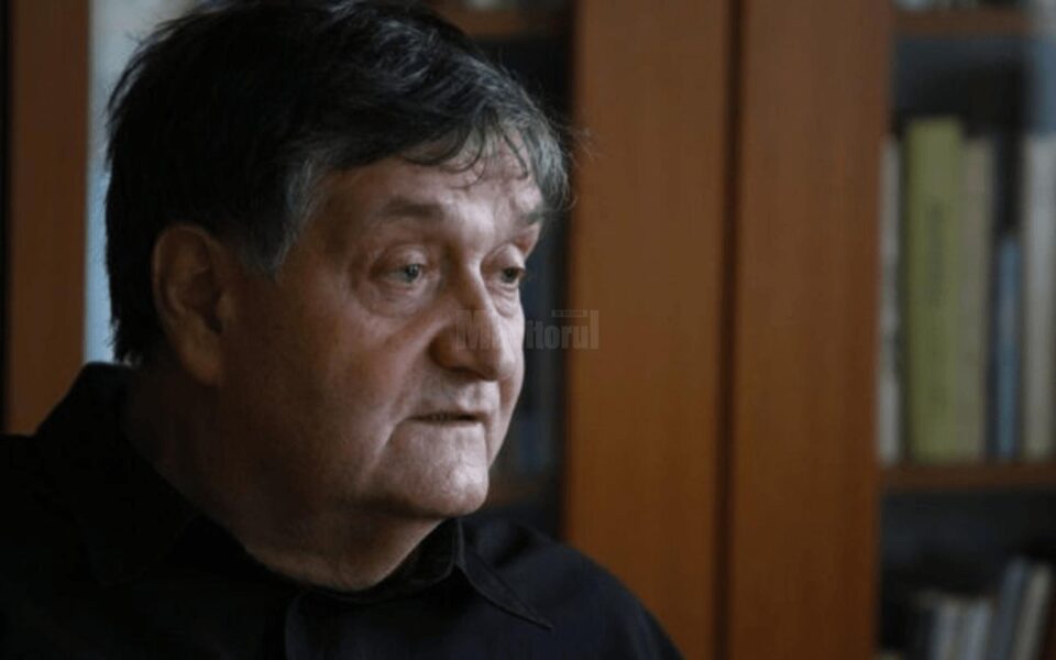 Alex Ștefanescu - renumit critic și istoric literar, decedat la varsta de 76 de ani