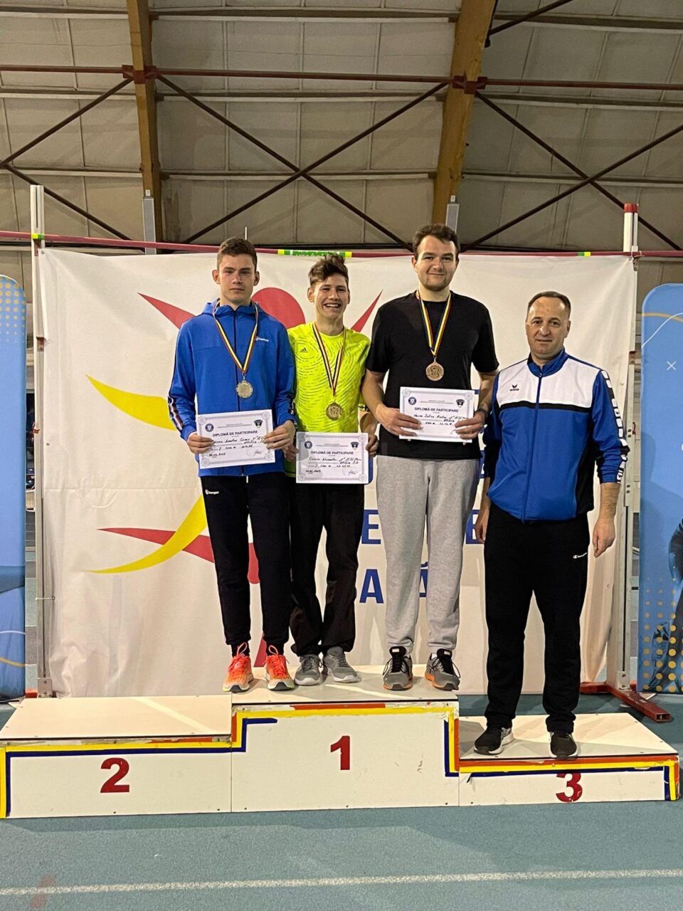 Studentii de la USV au acaparat podiumul probei de 5 kilometri mars
