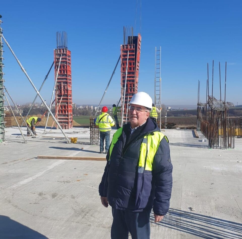 Primarul Sucevei, Ion Lungu, prezent pe imensul șantier în lucru, pentru a verifica stadiul de execuție a lucrărilor