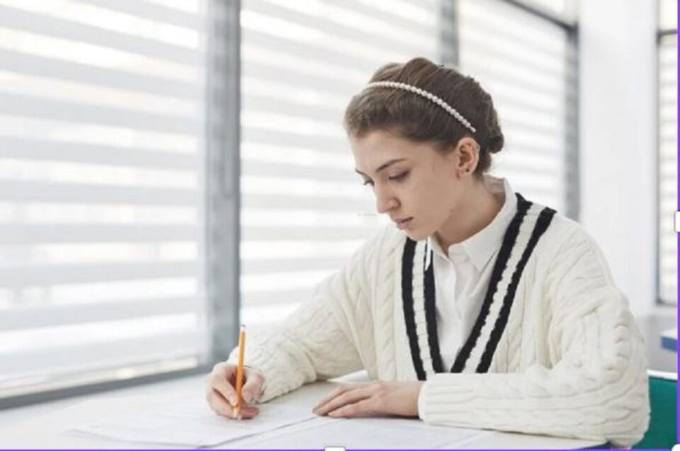 Ministerul Educației cere planuri de intervenție pentru elevii cu media de la simulare sub 7 Ministerul Educației cere planuri de intervenție pentru elevii cu media de la simulare sub 7