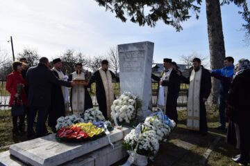 La Fălticeni, slujbă de pomenire a „Patriarhului artelor românești”