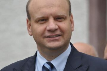 Ovidiu Donțu a fost ales președinte al Organizației Județene Suceava a partidului Alianței Renașterea Națională