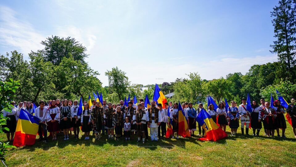 Peste 14.000 de copii și tineri suceveni au participat anul trecut la acțiunile organizate de Sectorul Catehizare, Tineret și Educație pentru Viață
