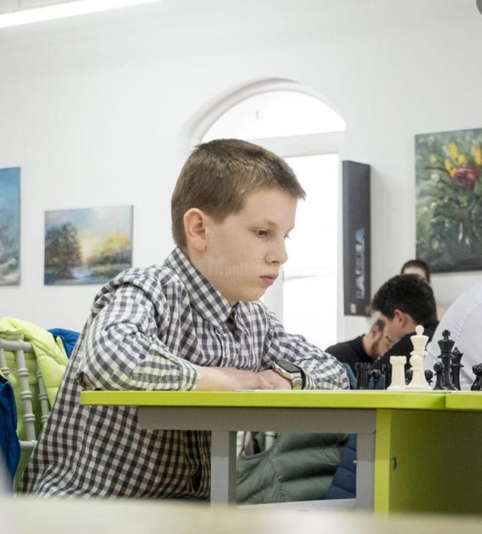 100 de elevi vor participa la competiția de șah blitz „Cupa Mușatinii”, ediția I, la Câmpulung Moldovenesc 100 de elevi vor participa la competiția de șah blitz „Cupa Mușatinii”, ediția I, la Câmpulung Moldovenesc