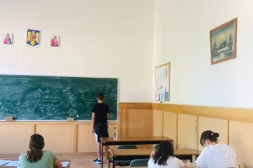 Elevii și preșcolarii se reîntorc la cursuri în cel de-al patrulea modul al anului școlar