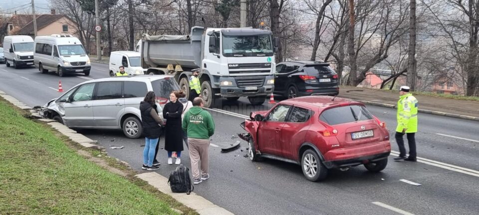 Accident rutier pe Calea Unirii, la Grupul Școlar