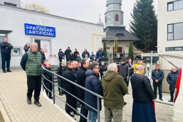 Constantin Curelar a primit un ultim omagiu în fața Patinoarului Areni