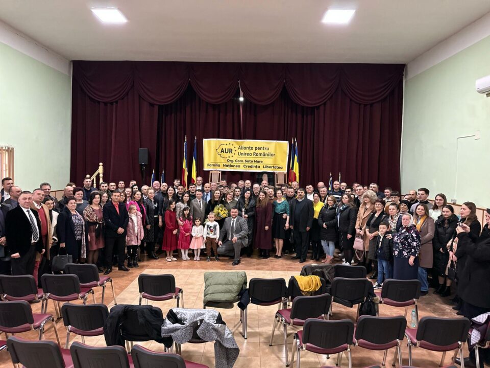 Omul de afaceri Dan Marcu și o parte din echipa sa de consilieri au pus umărul la lansarea candidatului AUR de la Satu Mare