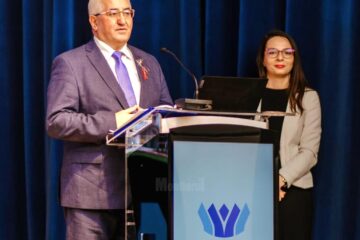 Primarul Ion Lungu a participat la aniversarea a 34 de ani de la înființarea Universității și la învestirea noului rector al Universității sucevene, Mihai Dimian