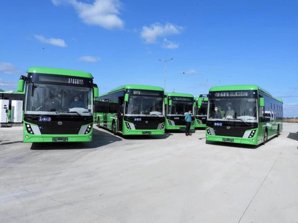 O autobază nouă va fi amenajată pe platforma vechiului sediu al TPL, pentru transportul metropolitan din zona Sucevei O autobază nouă va fi amenajată pe platforma vechiului sediu al TPL, pentru transportul metropolitan din zona Sucevei