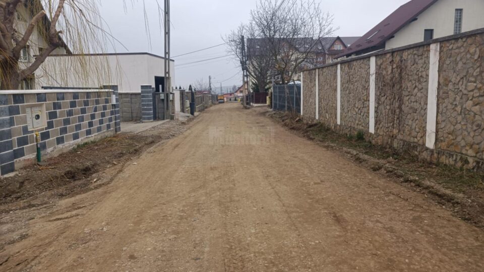 Strada Stejarilor, pregătită pentru asfaltare