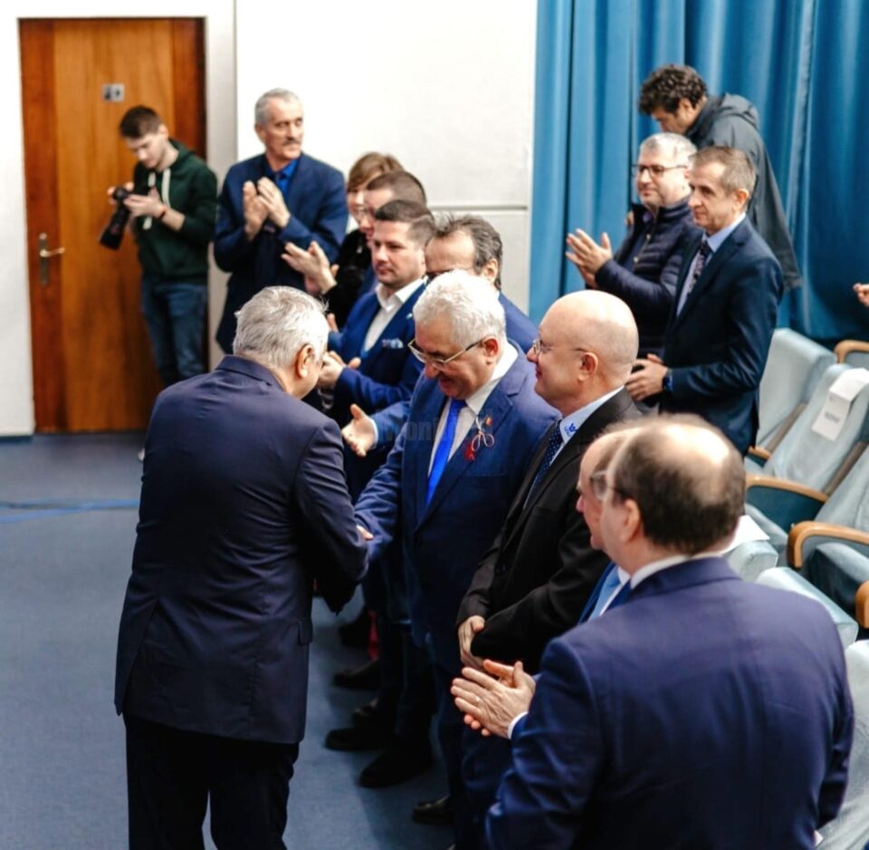 Primarul Ion Lungu a participat la aniversarea a 34 de ani de la înființarea Universității și la învestirea noului rector al Universității sucevene, Mihai Dimian