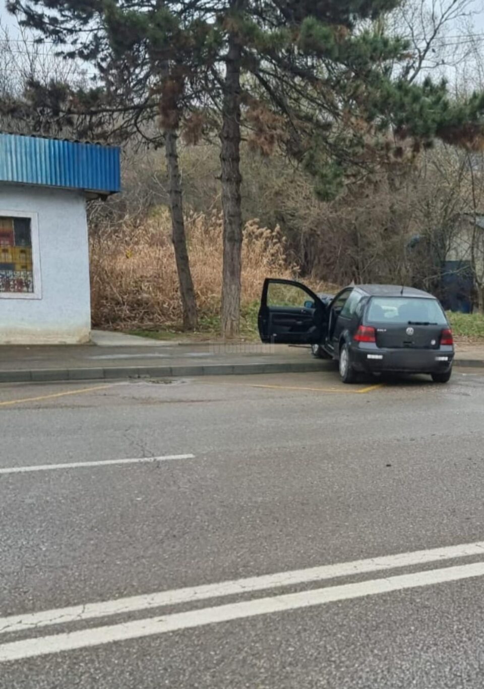 Accident între un autocar și un autoturism, în Suceava