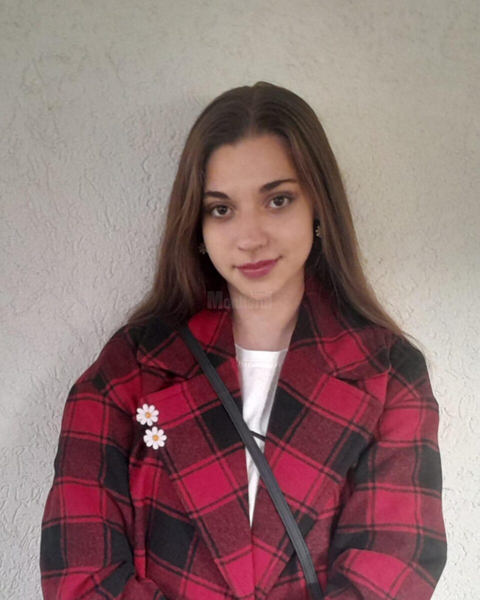 Giulia Chiriac este câștigătoarea etapei naționale a Concursului de Discurs Public în Limba Engleză