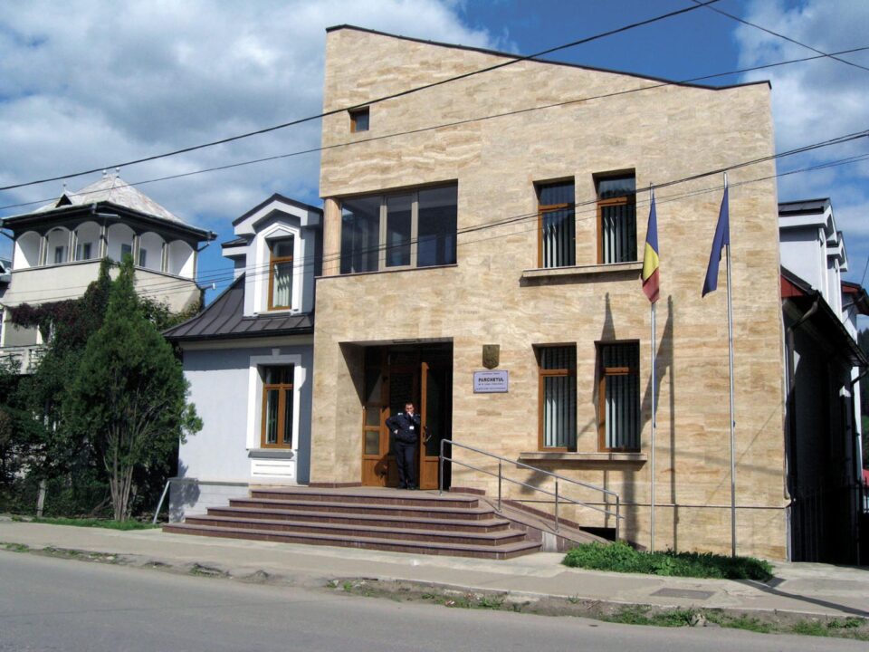 Bărbatul a fost trimis în judecată de procurorii Parchetului de pe lângă Judecătoria Câmpulung Moldovenesc Bărbatul a fost trimis în judecată de procurorii Parchetului de pe lângă Judecătoria Câmpulung Moldovenesc