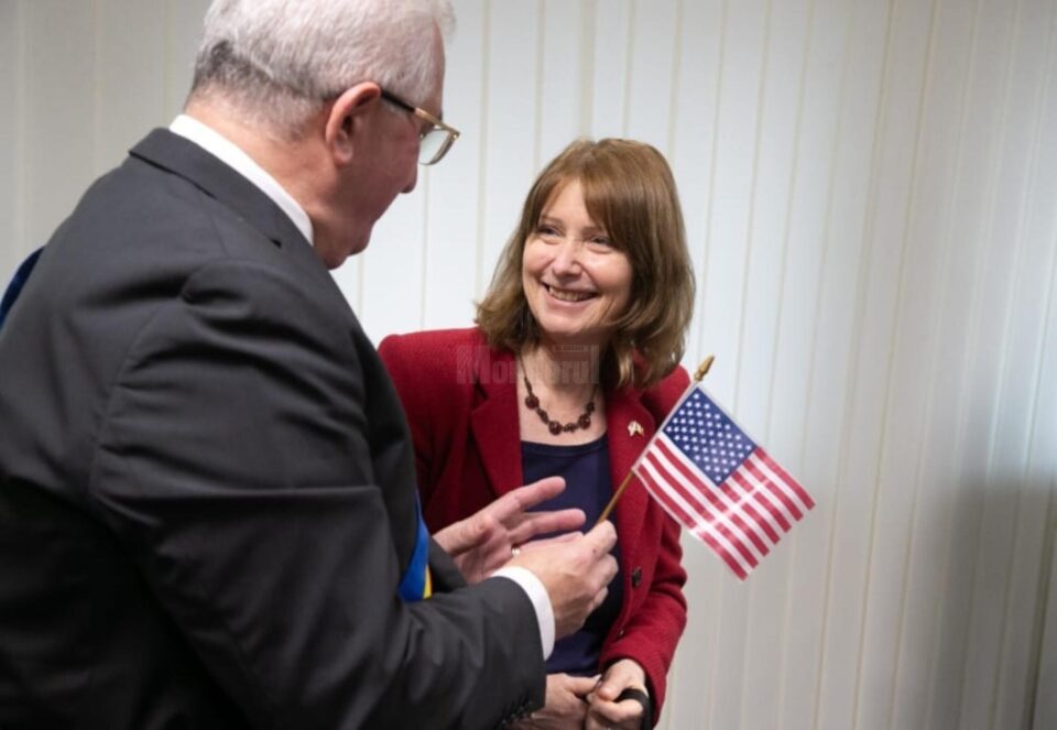 Excelența sa Kathleen Ann Kavalek, ambasador al SUA, a vizitat miercuri, 13 martie, Primăria Municipiului Suceava, având discuții de peste o oră cu primarul Ion Lungu