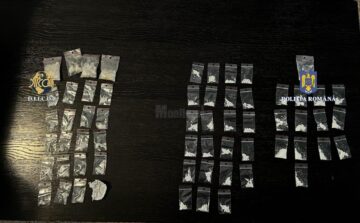 Droguri vândute cu 150-200 de lei gramul în Suceava. 21 de persoane reținute de procurorii antimafia