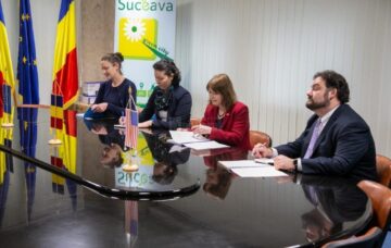 Excelența sa Kathleen Ann Kavalek, ambasador al SUA, a vizitat miercuri, 13 martie, Primăria municipiului Suceava, având discuții de peste o oră cu primarul Ion Lungu