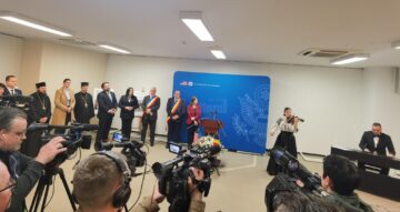 ”Balada” lui Ciprian Porumbescu, interpretată la pian și vioară, a încheiat vernisarea expoziției organizată de Ambasada SUA, în parteneriat cu Ministerul Afacerilor Externe al României și Agerpres