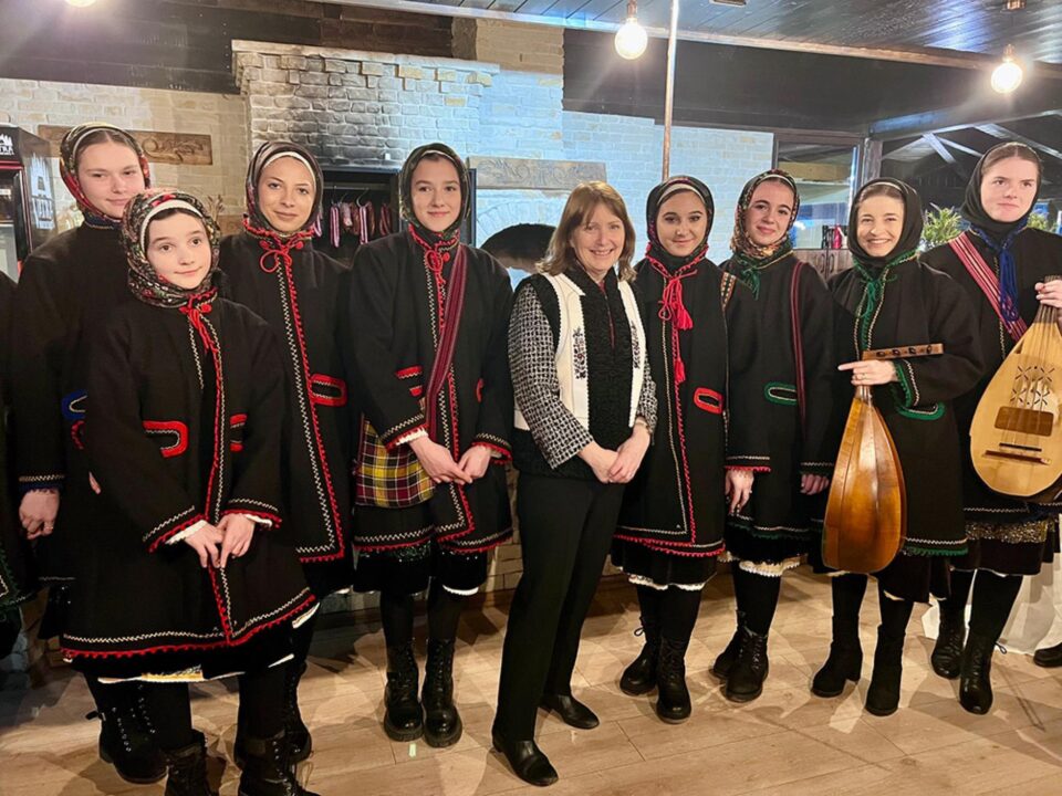Ambasadoarea SUA în România s-a declarat încântată de oamenii întâlniți în Bucovina
