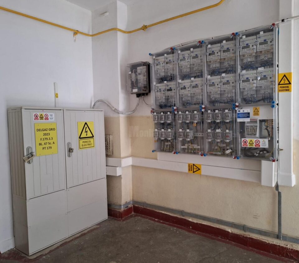 Peste 10.500 de contoare inteligente (SMART) vor fi montate la consumatori din cartierele George Enescu, Zamca, Mărășești și Centru, din municipiul Suceava Peste 10.500 de contoare inteligente (SMART) vor fi montate la consumatori din cartierele George Enescu, Zamca, Mărășești și Centru, din municipiul Suceava