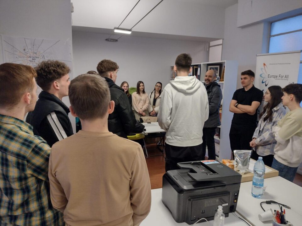Noi experiențe de formare profesională în Italia pentru elevii Colegiului Național „Nicu Gane” Fălticeni