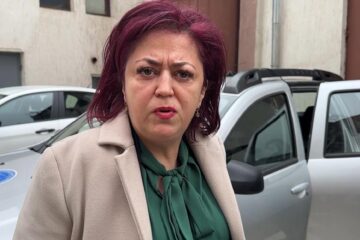Monica Adăscăliței, managerul Spitalului Județean de Urgență ”Mavromati” din Botoșani a fost reținută marți seară de procurorii DNA Suceava