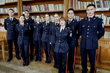 Elevii militari care au participat la Olimpiada Județeană de Limba română. Foto: Francesca Șindilar