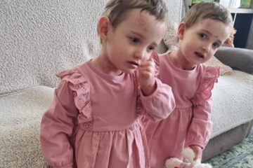 Gemenele Ana Elena și Aura Maria