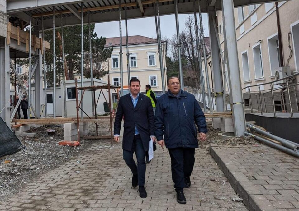 Președintele CJ Suceava, Gheorghe Flutur, anunță un proiect de 14 milioane de euro la Spitalul Clinic Județean Președintele CJ Suceava, Gheorghe Flutur, anunță un proiect de 14 milioane de euro la Spitalul Clinic Județean