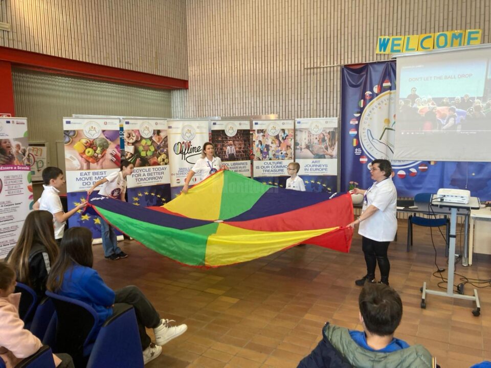 Elevi și profesori de la Școala Gimnazială Nr. 4 Suceava, într-o mobilitate Erasmus+ în Italia