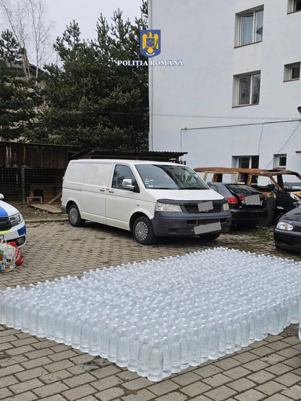 Marfa, în valoare de 140.000 de lei, pentru care șoferul nu avea nici un fel de document, a fost confiscată Marfa, în valoare de 140.000 de lei, pentru care șoferul nu avea nici un fel de document, a fost confiscată